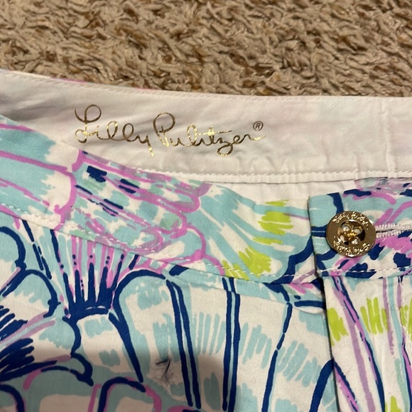 Lilly Pulitzer She’ll Print shorts 🐚💜 Size 4 - Picture 4 of 5